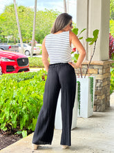 Load image into Gallery viewer, &quot;Angie&quot; Pleaded High Waisted Pants
