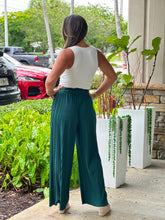 Load image into Gallery viewer, &quot;Angie&quot; Pleaded High Waisted Pants
