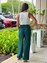 Load image into Gallery viewer, &quot;Angie&quot; Pleaded High Waisted Pants
