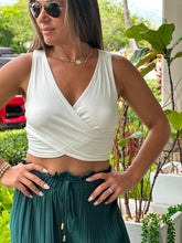 Load image into Gallery viewer, &quot;Angie&quot; Pleaded High Waisted Pants
