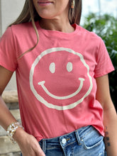Load image into Gallery viewer, &quot;Alice&quot; Cropped Happy Face T Shirt
