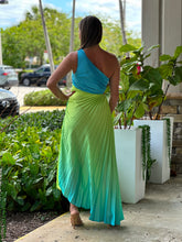 Load image into Gallery viewer, &quot;Venice&quot;Ombre Pleaded One Shoulder Sleeve Maxi Dress
