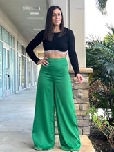 Load image into Gallery viewer, Copy of &quot;Angie&quot; Long Sleeve Crop Top
