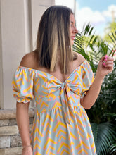 Load image into Gallery viewer, “Mar De Lua” Printed Maxi Dress
