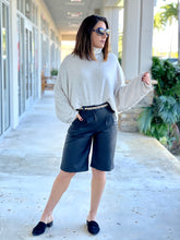 Load image into Gallery viewer, Black Color Leather Bermuda Shorts With Pockets
