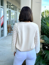 Load image into Gallery viewer, Long Sleeve Detail Blouse
